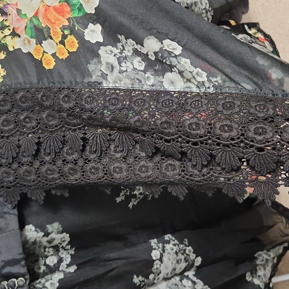 Black floral lengha/lehenga M - Picture 4 of 6